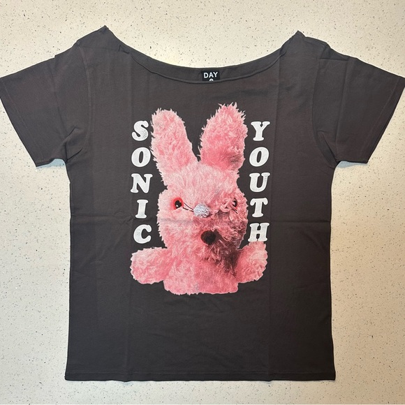 NWT DAY Sonic Youth graphic off-the-shoulder oversized tee / NEW - Picture 3 of 16